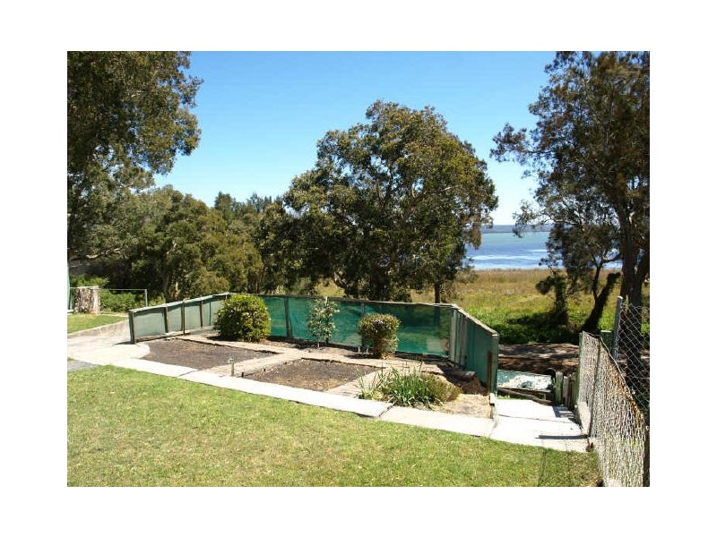 87 Lakeside Parade, The Entrance NSW 2261