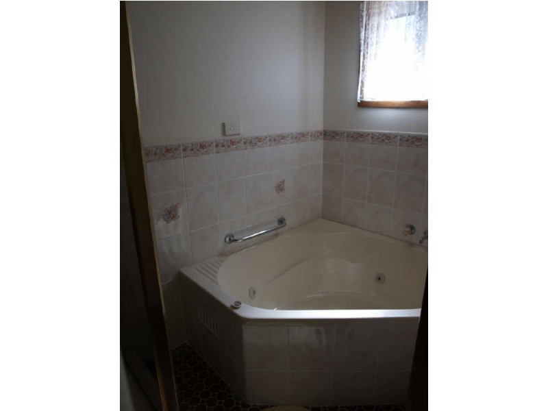 Killarney Vale NSW 2261