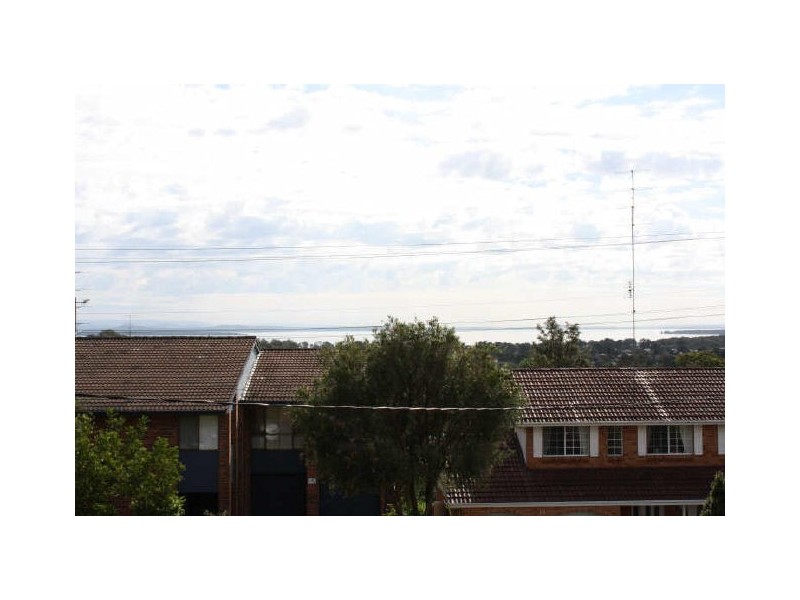 22 Curzon Avenue, Bateau Bay NSW 2261