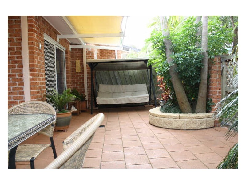 2/9-11 Boondilla Road, The Entrance NSW 2261