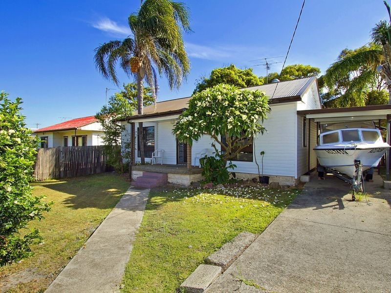 45 Anzac Road, Long Jetty NSW 2261