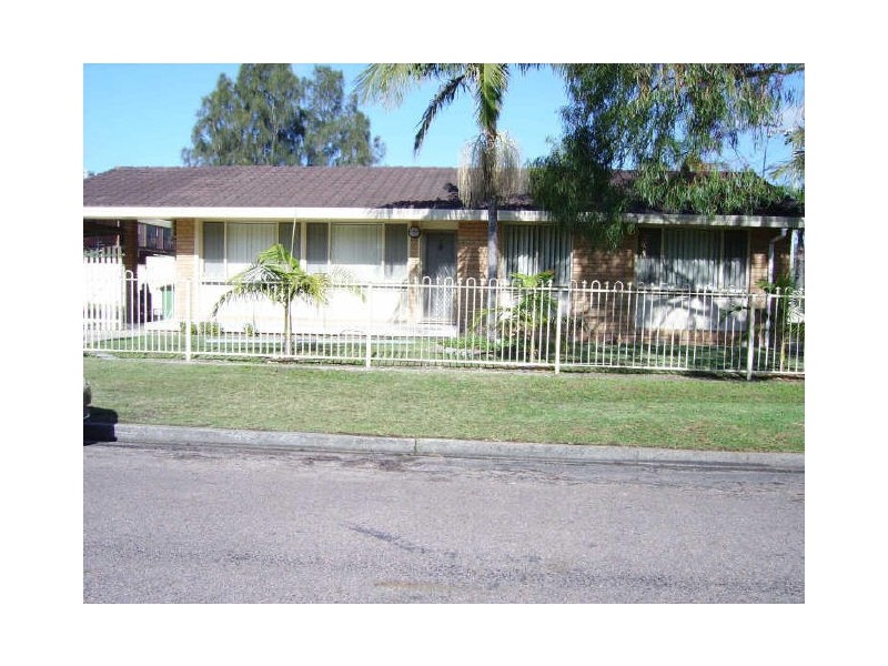 2 Graham Street, Long Jetty NSW 2261