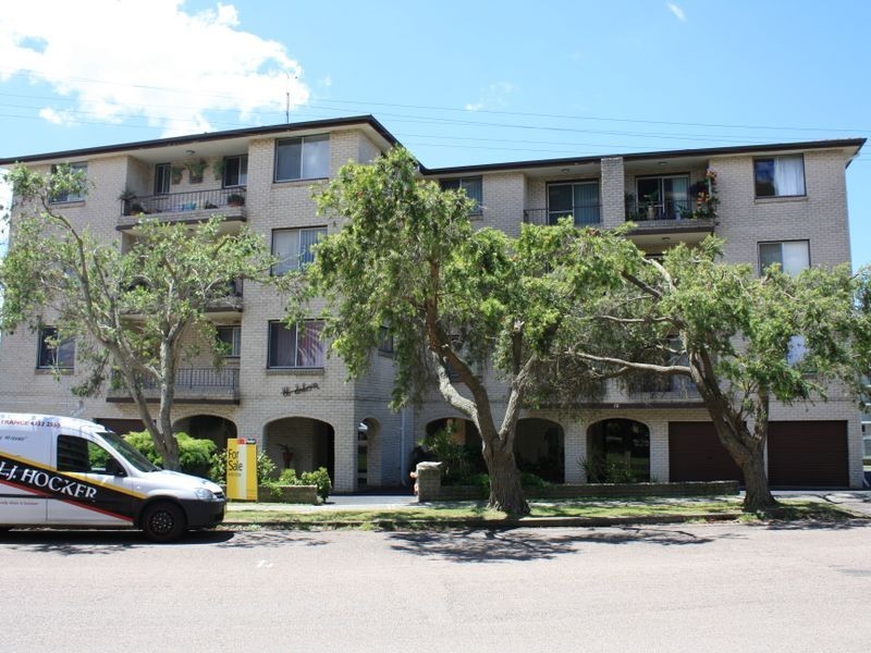 8/12 Bayview Avenue, The Entrance NSW 2261