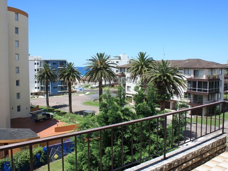 8/12 Bayview Avenue, The Entrance NSW 2261