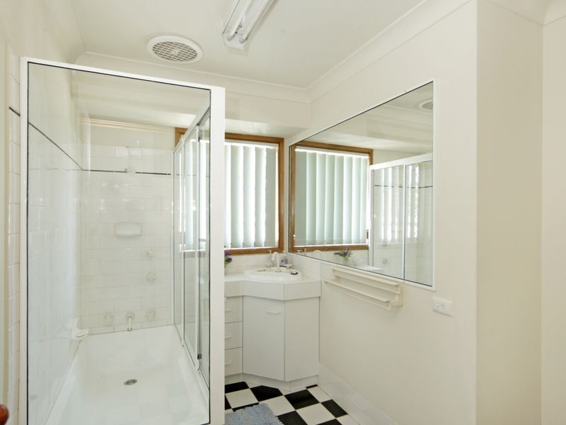 Bateau Bay NSW 2261