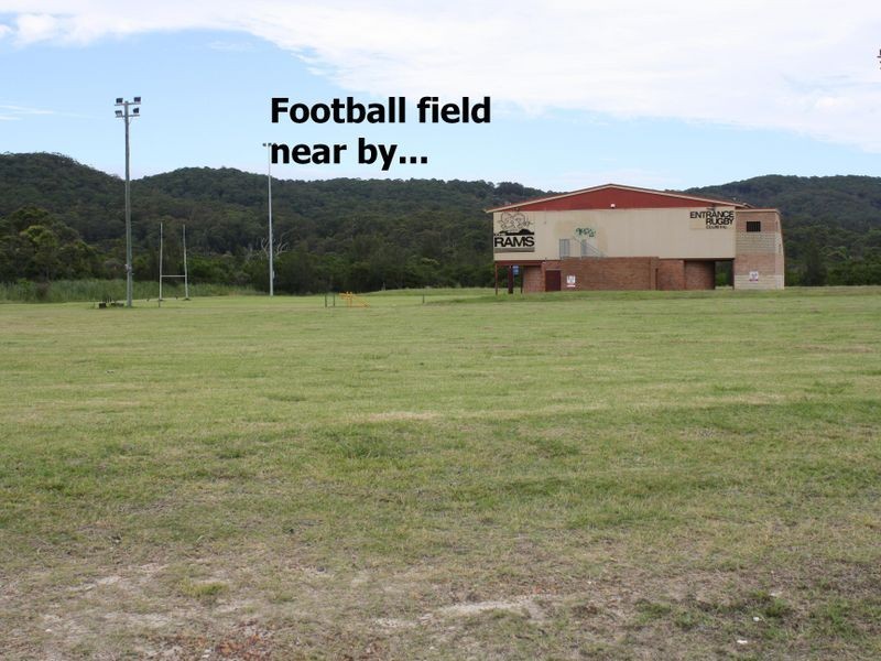 6 Adrian Close, Bateau Bay NSW 2261