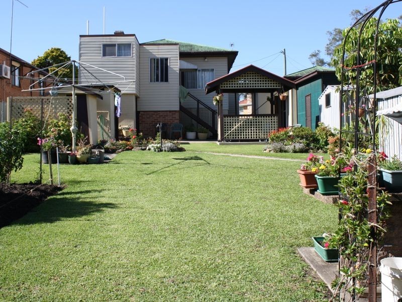 4 Anzac Road, Long Jetty NSW 2261