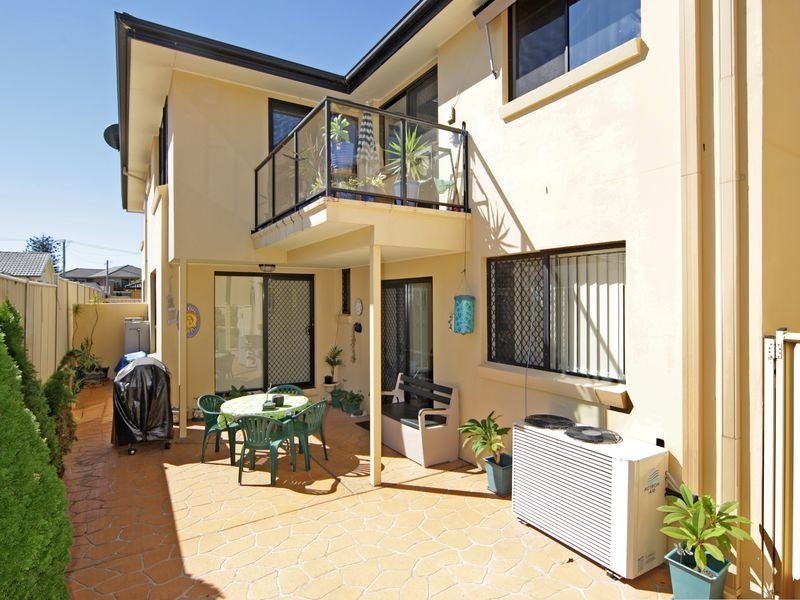 6/160 Ocean Parade, Blue Bay NSW 2261
