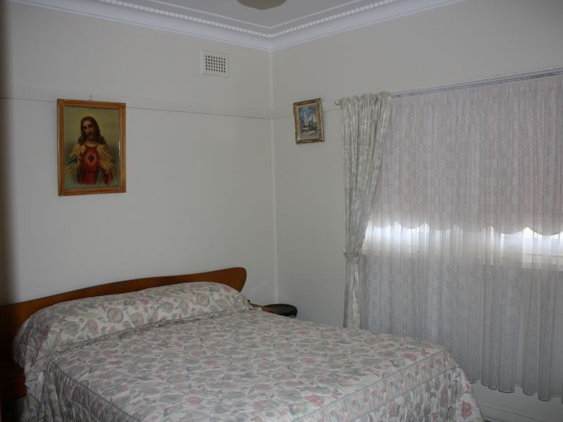 27 Rhodin Drive, Long Jetty NSW 2261