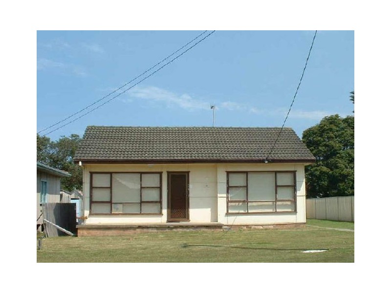 11 Yethonga Avenue, Blue Bay NSW 2261