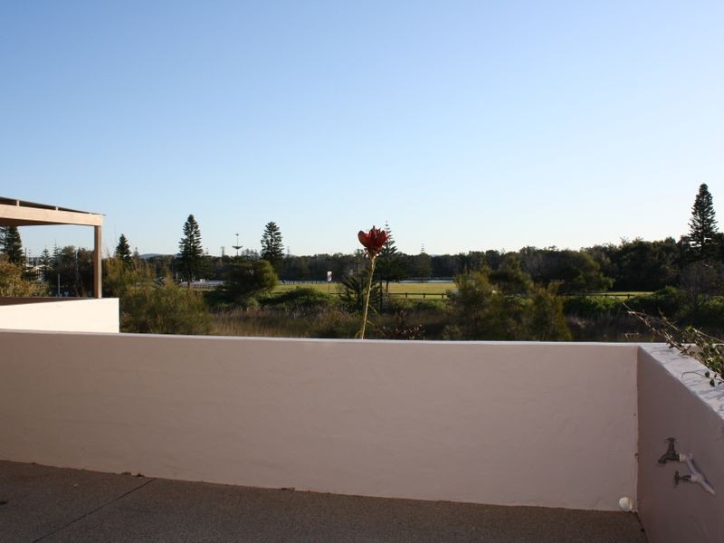 50/44-66 Hutton Road, The Entrance North NSW 2261