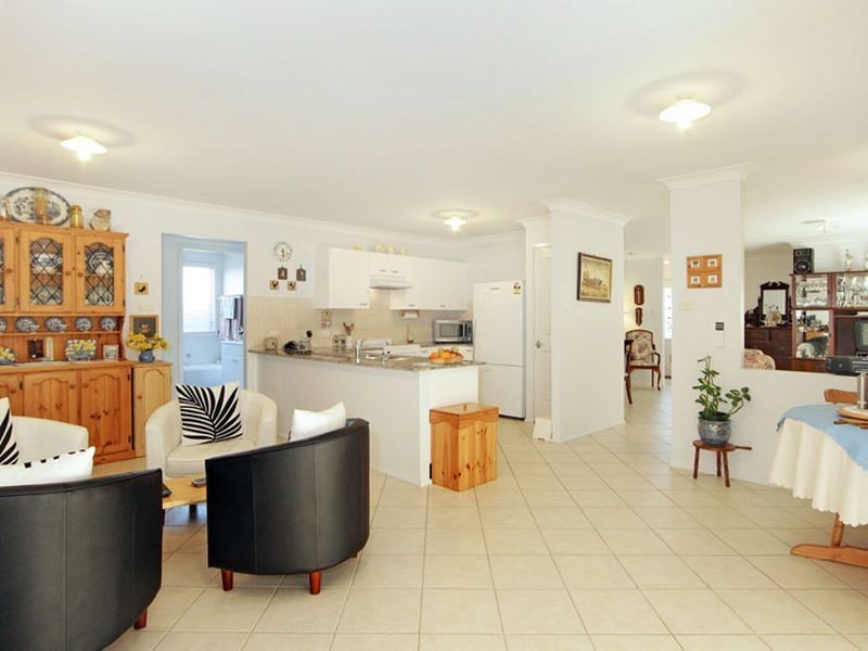 6a Oaks Avenue, Long Jetty NSW 2261