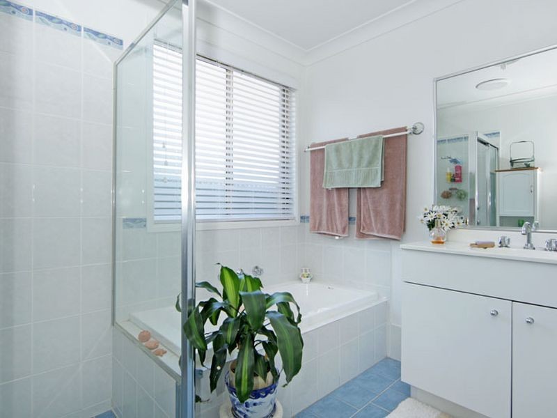 6a Oaks Avenue, Long Jetty NSW 2261
