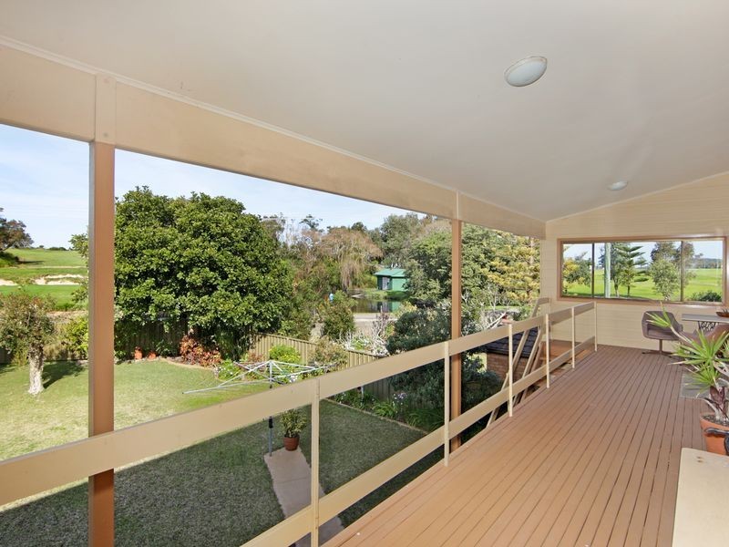 8 Grandview Street, Shelly Beach NSW 2261