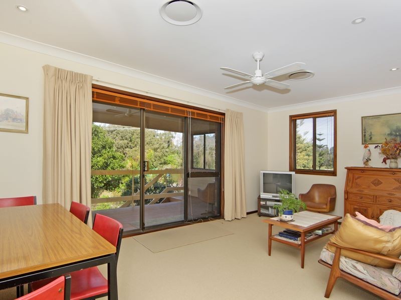 8 Grandview Street, Shelly Beach NSW 2261