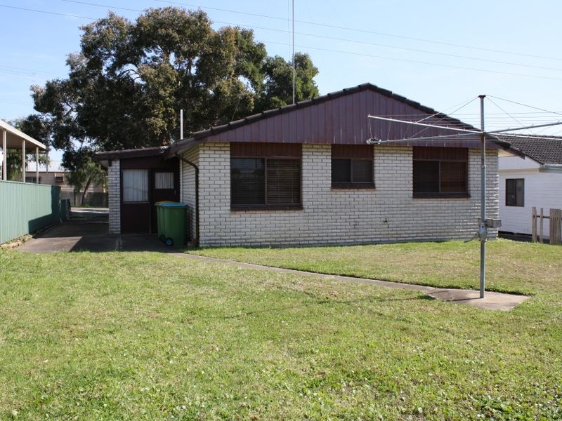 76 Oakland Avenue, The Entrance NSW 2261