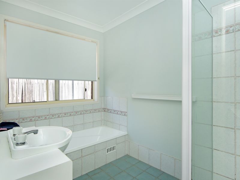 14 Belinda Close, Berkeley Vale NSW 2261
