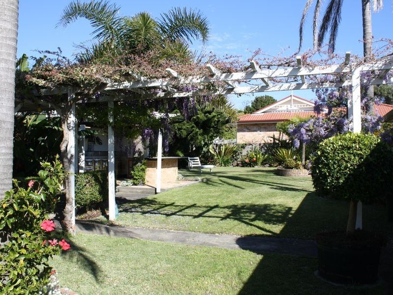 185 Bay Road, The Entrance NSW 2261