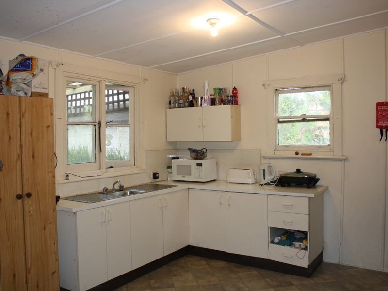 1 Gilbert Street, Long Jetty NSW 2261
