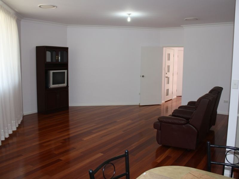 21 Crosby Crescent, Killarney Vale NSW 2261