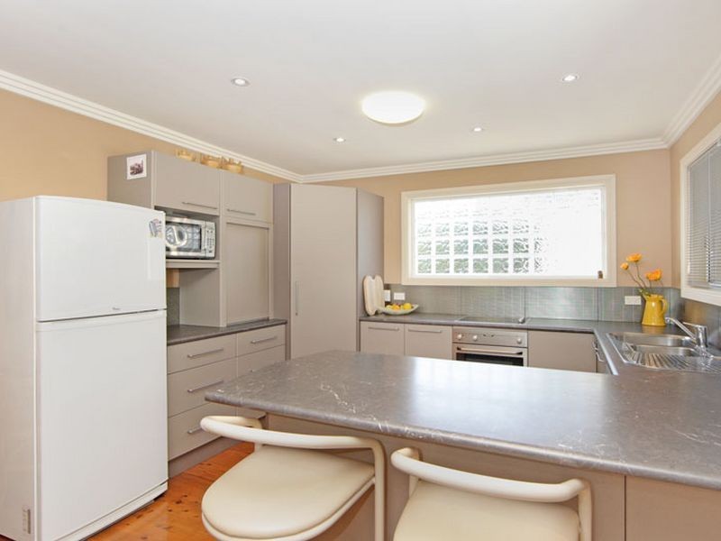 32 Lakeside Parade, The Entrance NSW 2261