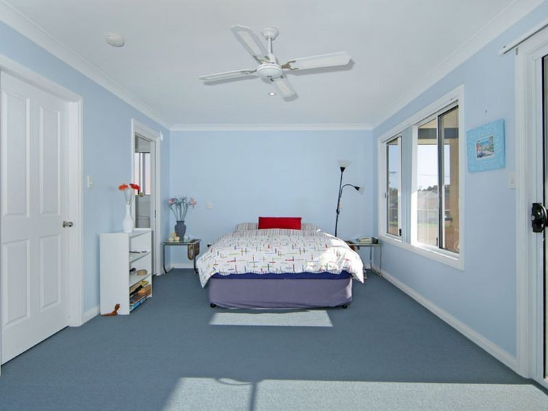 32 Lakeside Parade, The Entrance NSW 2261