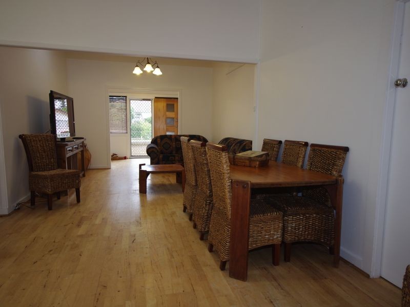 7 Manning Road, The Entrance NSW 2261