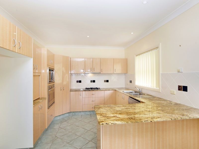 2/52 Werrina Parade, Blue Bay NSW 2261