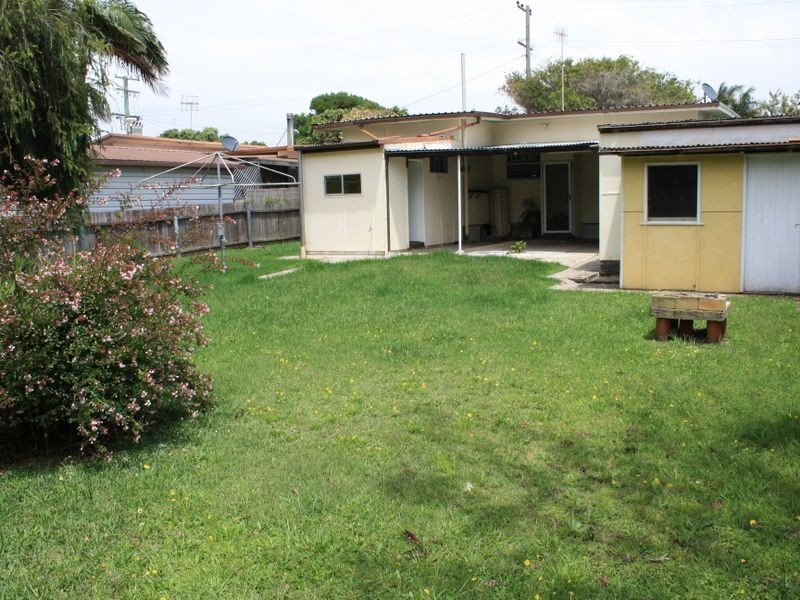 14 Bay Road, The Entrance NSW 2261