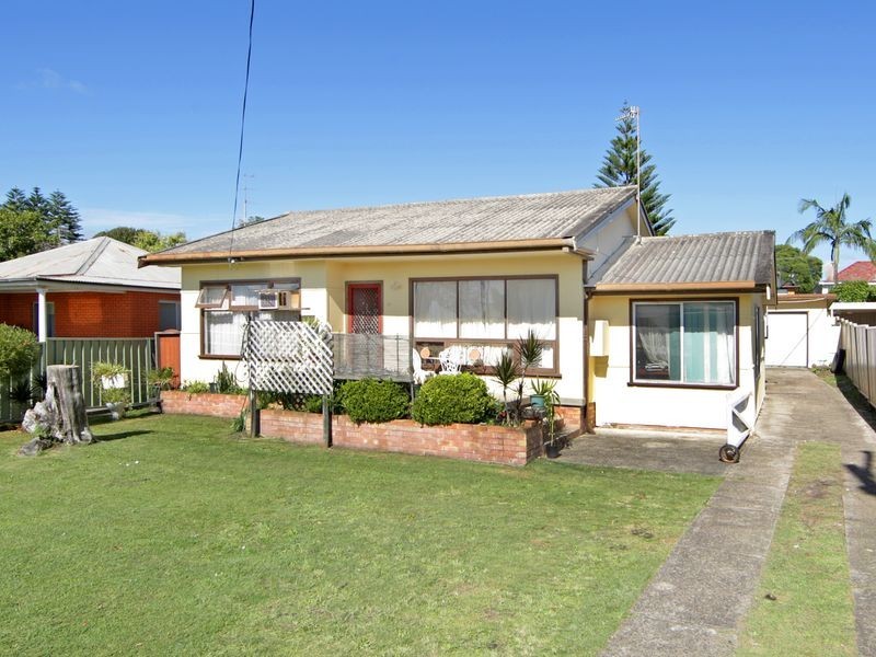 23 Benelong Street, The Entrance NSW 2261