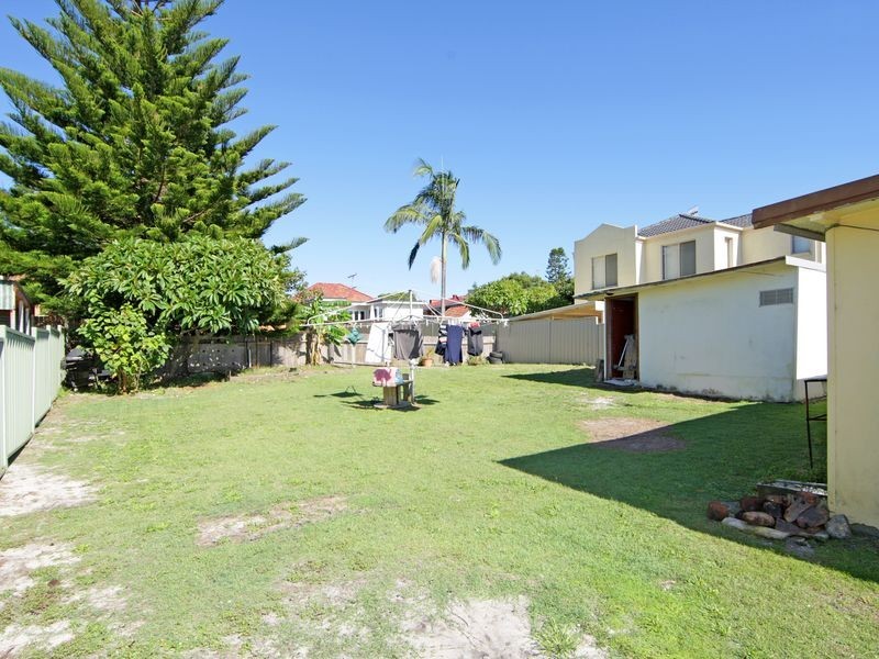 23 Benelong Street, The Entrance NSW 2261