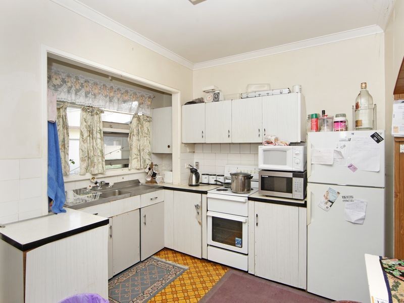 23 Benelong Street, The Entrance NSW 2261