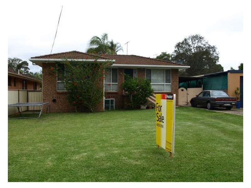12 Windsor Road, Berkeley Vale NSW 2261