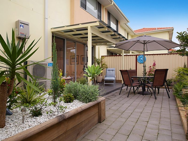 1/13 Yethonga Avenue, Blue Bay NSW 2261