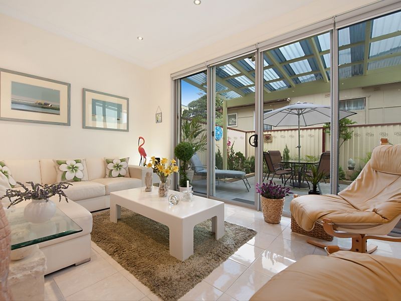 1/13 Yethonga Avenue, Blue Bay NSW 2261