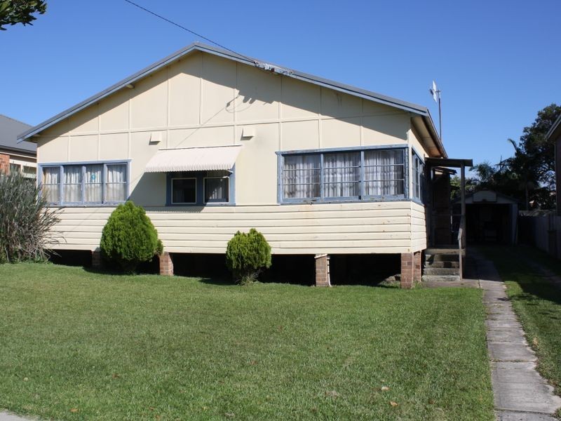 59 Bay Road, Blue Bay NSW 2261