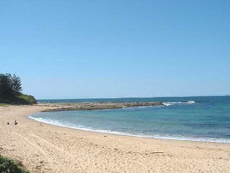 59 Bay Road, Blue Bay NSW 2261