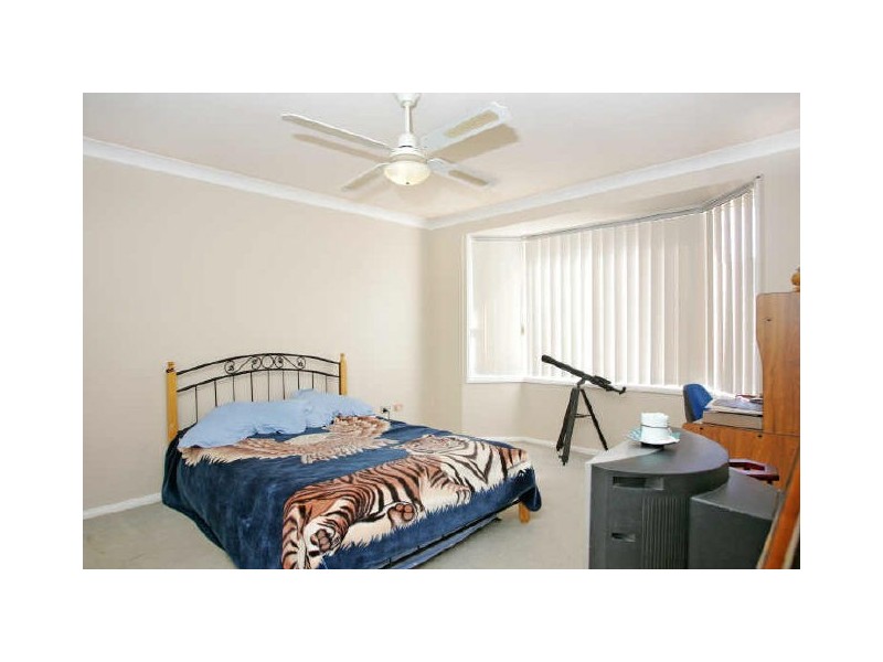 12 Pendant Parade, Killarney Vale NSW 2261