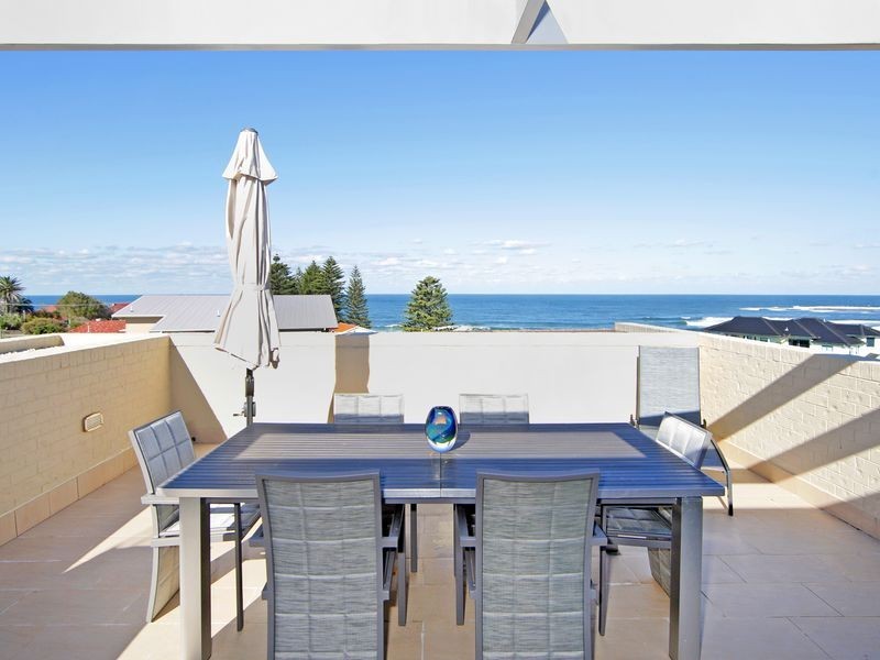 2/146 Ocean Parade, Blue Bay NSW 2261