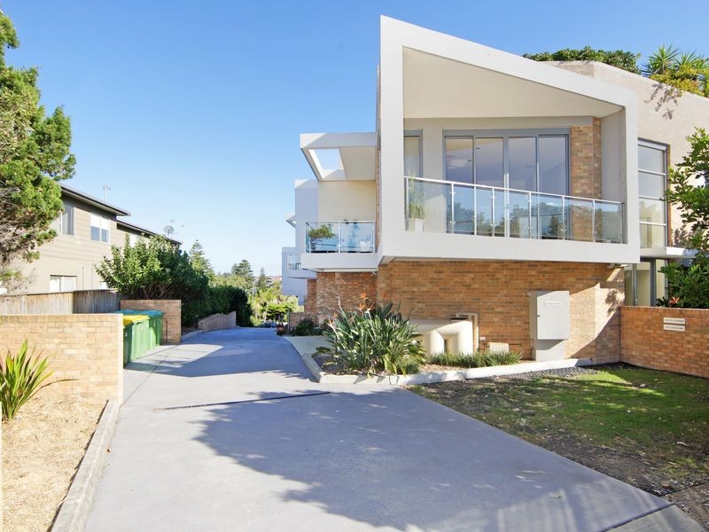 2/146 Ocean Parade, Blue Bay NSW 2261