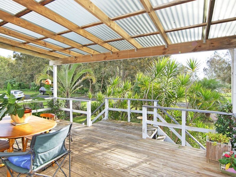 39 Lakeside Parade, The Entrance NSW 2261