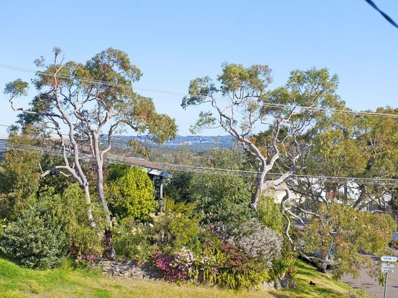 28 Northview Drive, Bateau Bay NSW 2261