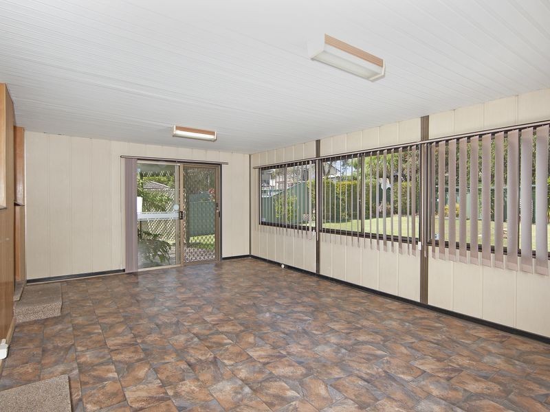 12 Patrick Street, Bateau Bay NSW 2261
