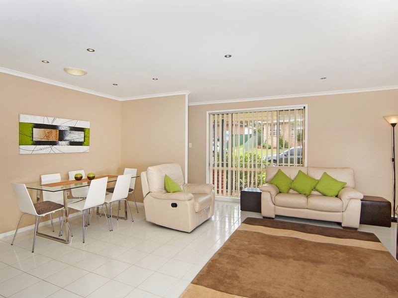 1/1 Charlotte Close, Bateau Bay NSW 2261