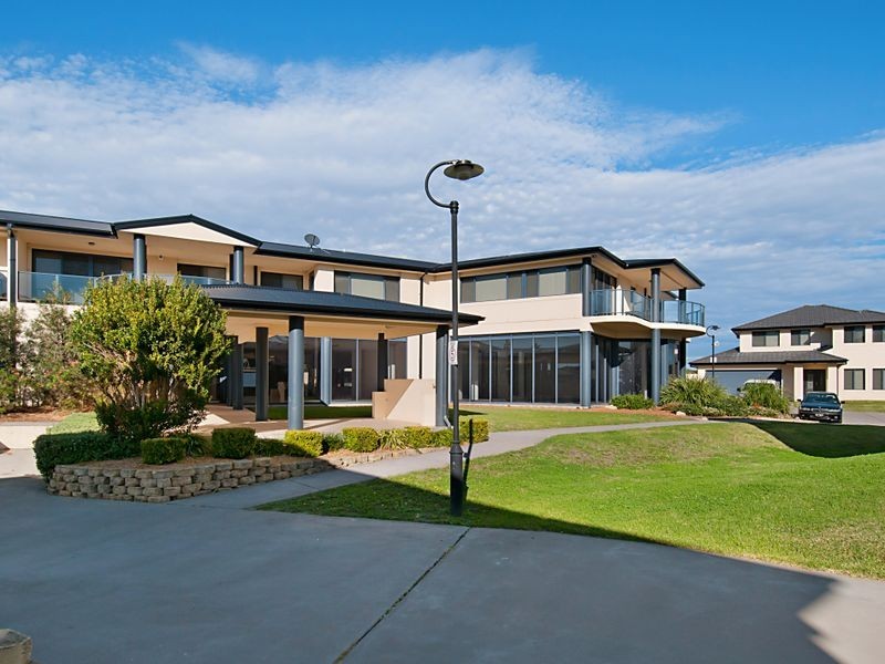18/74 Hutton Road, The Entrance North NSW 2261