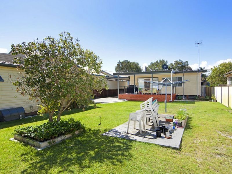 21 Coogee Avenue, The Entrance North NSW 2261