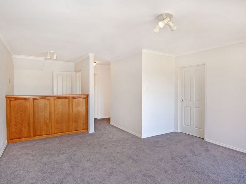 2/3 Gordon Road, Long Jetty NSW 2261