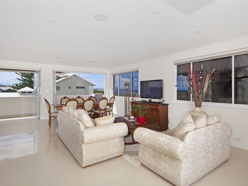 21a Hargraves Street, The Entrance North NSW 2261