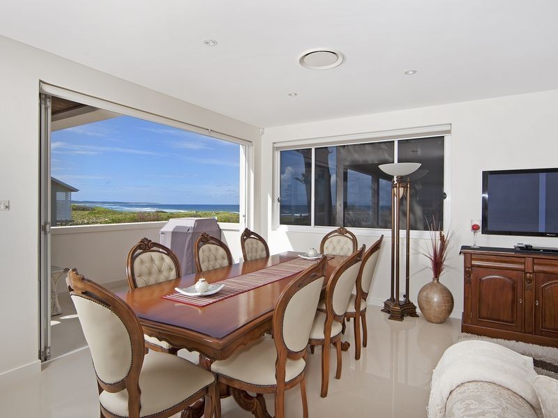 21a Hargraves Street, The Entrance North NSW 2261
