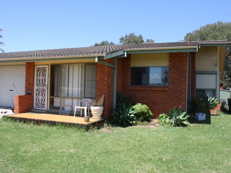 1/2 Lynch Crescent, The Entrance North NSW 2261